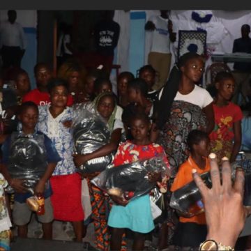Distribution du matériel scolaire